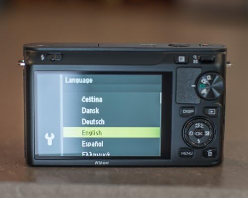 Nikon 1 J1 10.1 MP HD Dijital Fotoğraf Makinesi Gövdesi Sadece (Siyah)